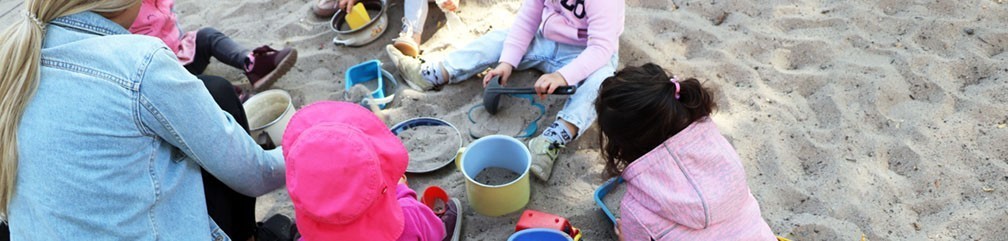 Erzieher/innen oder Heilerziehungspfleger/innen (w/m/d) in den städtischen Kinderbetreuungseinrichtungen beim Jugendamt, 2. Bild